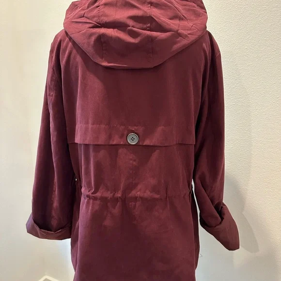 Mo-Ka  (L) Coat: roll sleeve option; hood zips into collar & draw to cinch waist - Picture 5 of 8